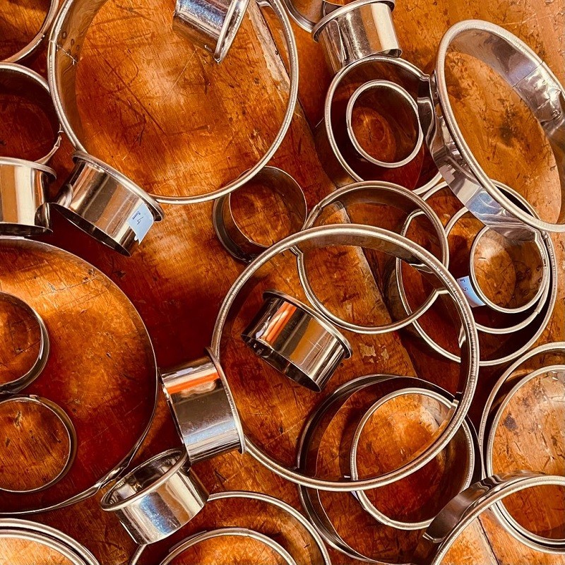 Cortante Redondo Liso Acero Inox. -  3 Cm X Unid.  - 1